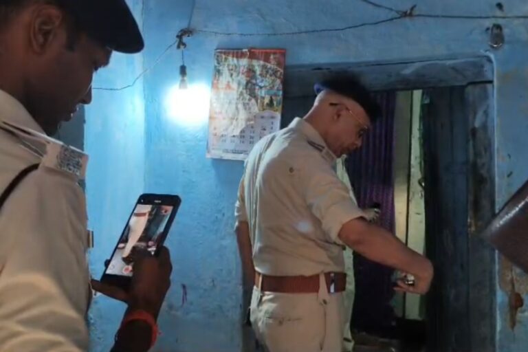Bihar Crime: बिहार में पहले पत्नी का गला काटा फिर कर ली खुदकुशी, जानिए क्या है पूरा मामला