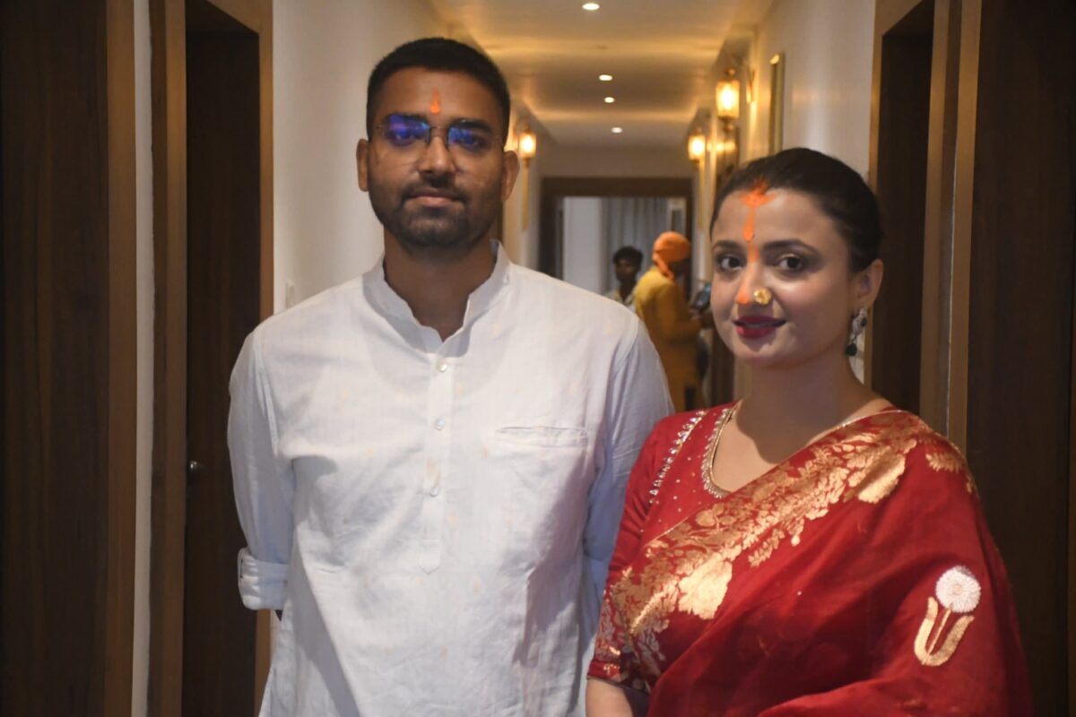 Deepak Prakash Wife 3