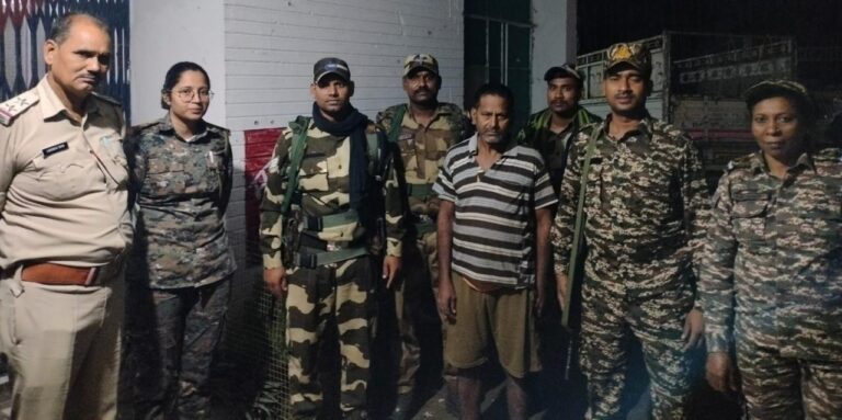 Samastipur News:विशेष छापेमारी अभियान में देसी शराब के साथ एक तस्कर गिरफ्तार