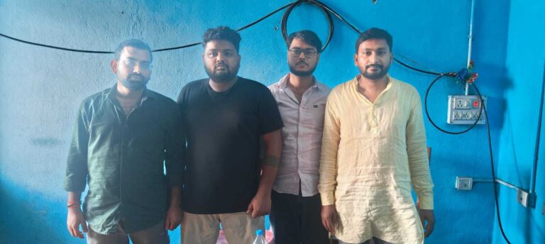 शराब के साथ चार युवक गिरफ्तार, भेजा जेल