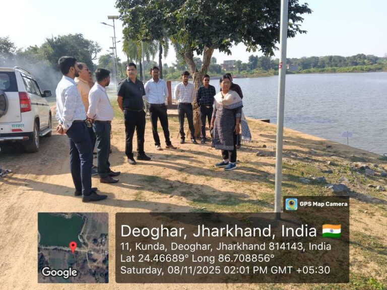 Deoghar news : तालाब परिसर के आसपास सफाई व लाइट समेत घाटों की देखभाल का दिया टास्क