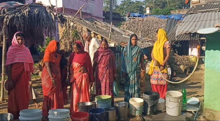बिजली खराब रहने से गहराया पेयजल संकट