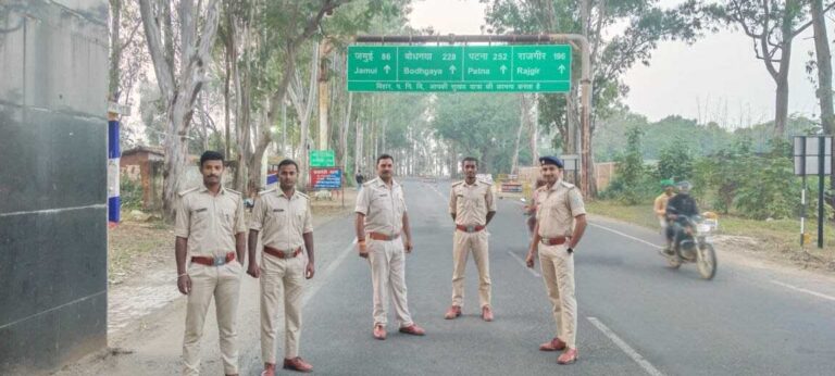 Deoghar news : पुलिस ने बार्डर एरिया को किया सील, पुलिस पदाधिकारी व आइआरबी जवानों की तैनाती