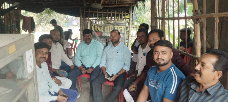 बरौली विस क्षेत्र में चर्चाओं का दौर तेज, हर गली-चौराहे पर जीत-हार की गणना शुरू