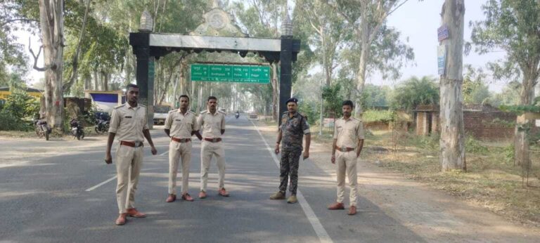 Deoghar news : बिहार विधानसभा चुनाव के दूसरे चरण के मतदान के दौरान चौकस रही जसीडीह पुलिस