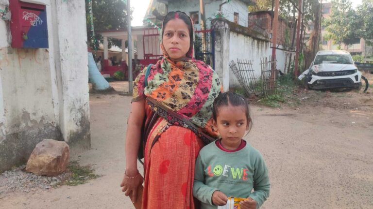 शंभुगंज में पति की प्रताड़ना से तंग महिला पहुंची थाना, पुलिस से शिकायत