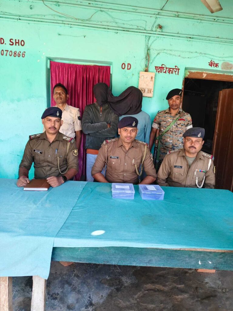 Madhubani News : पिस्टल के साथ दो युवक गिरफ्तार