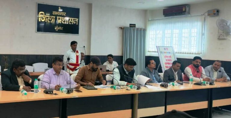तीन दिसंबर तक 100 करोड़ रुपये की निकासी व ऋण वितरण का लक्ष्य : डीएम