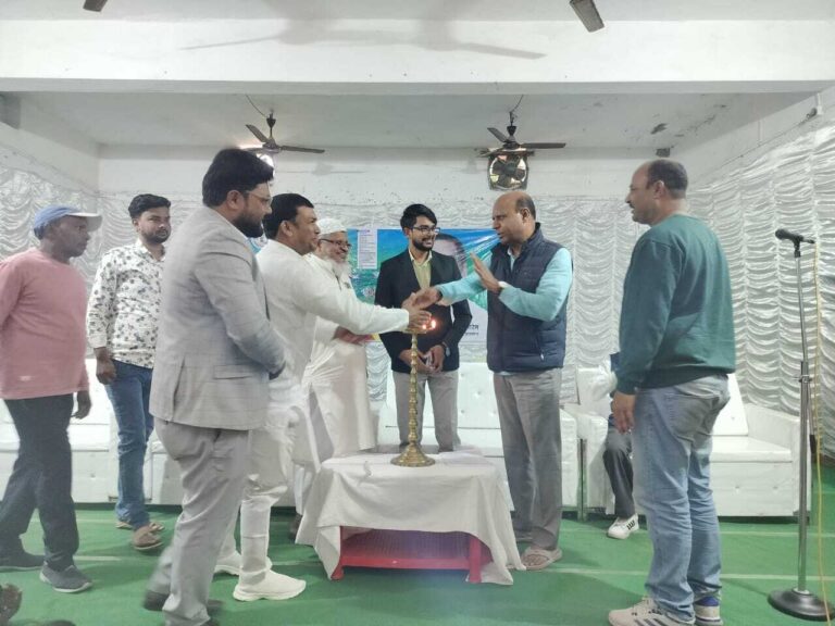 आपकी सुविधा के लिए लगाये गये हैं स्टॉल, घर से निकलें अपनी योजना संबंधित परेशानी करें दूर : एमटी राजा
