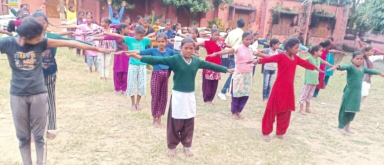 Samastipur News:केजीबीवी की बालिकाओं ने सीखेगी कराटे के दांव
