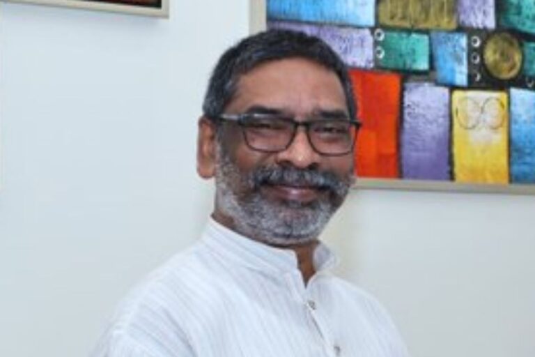 Jharkhand Cabinet: बाबा साहेब भीमराव अंबेडकर आवास योजना के तहत अब मिलेंगे दो लाख रुपए, हेमंत कैबिनेट से 13 प्रस्तावों पर मुहर