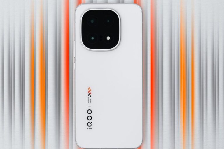 iQOO 15 Launch: 26 नवंबर को भारत में आ रहा iQOO का दमदार फोन, लॉन्च से पहले जानें इसके फीचर्स और कीमत