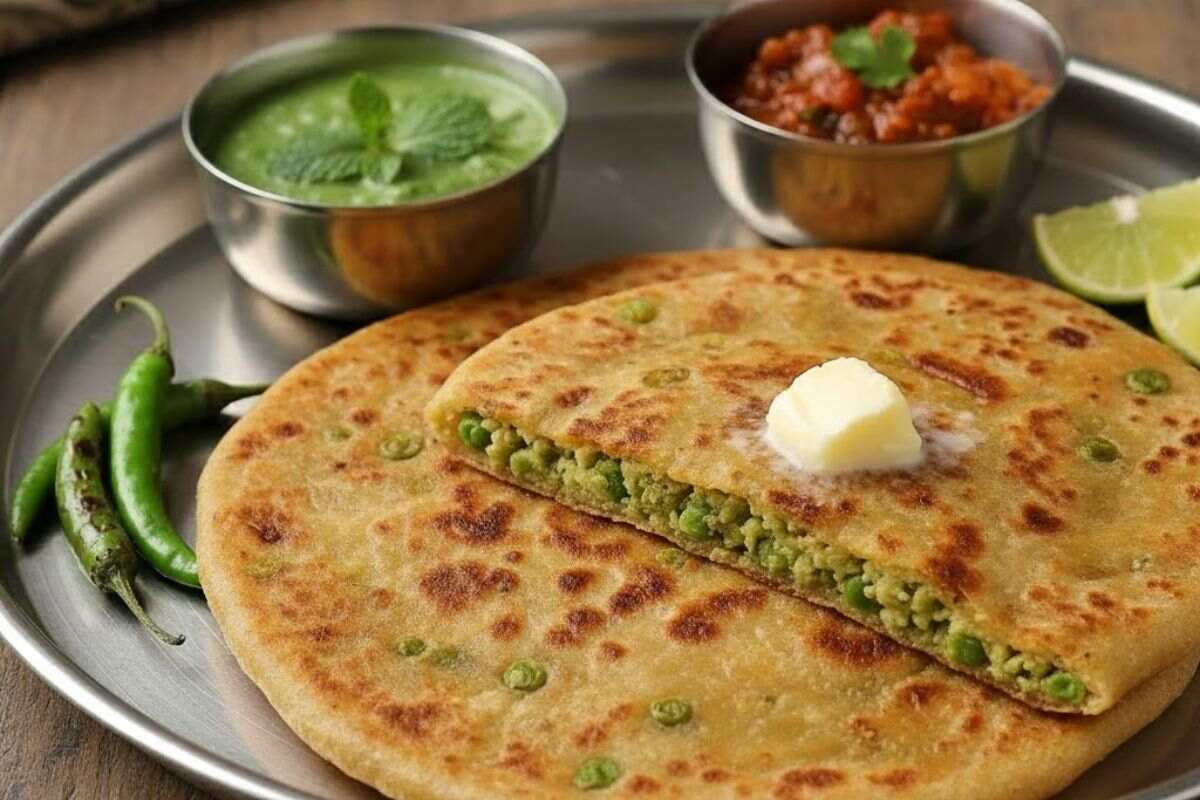 matar paneer paratha