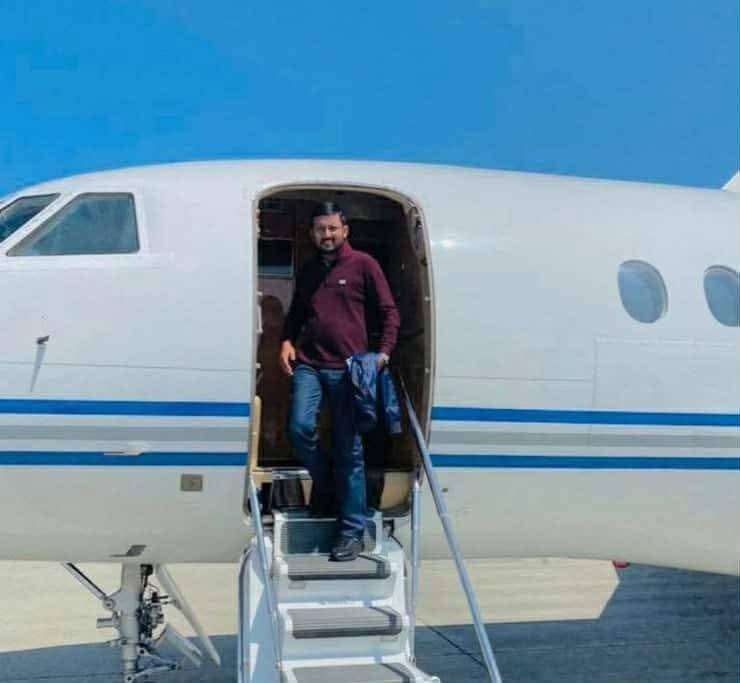 Rameez On Private Jet