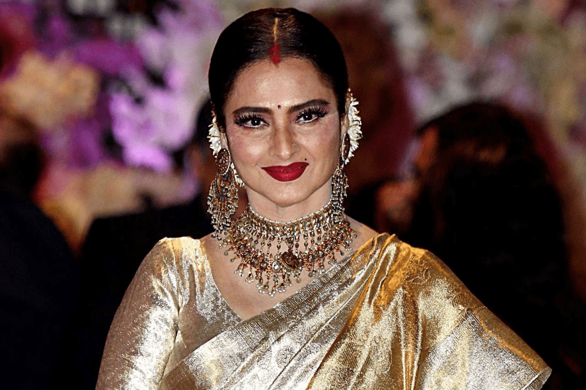 rekha bollywood actress comeback big screen
