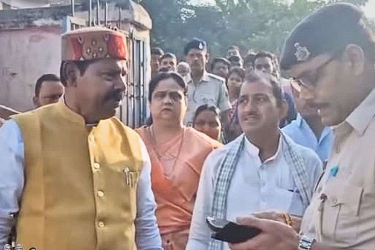 rjd vidhayak bhai virendra| RJD MLA Bhai Virendra threatened the police inspector.