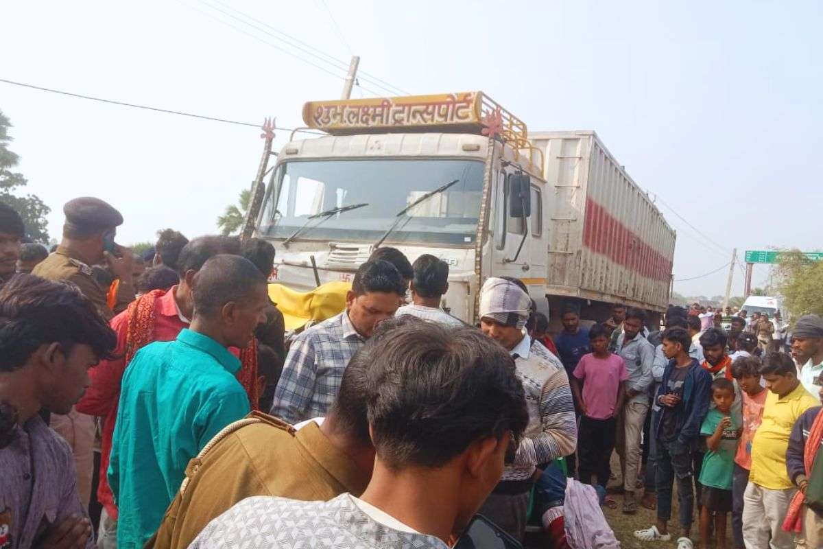 sheikhpura accident news| 5 killed in a head-on collision between a truck and an auto in Bihar