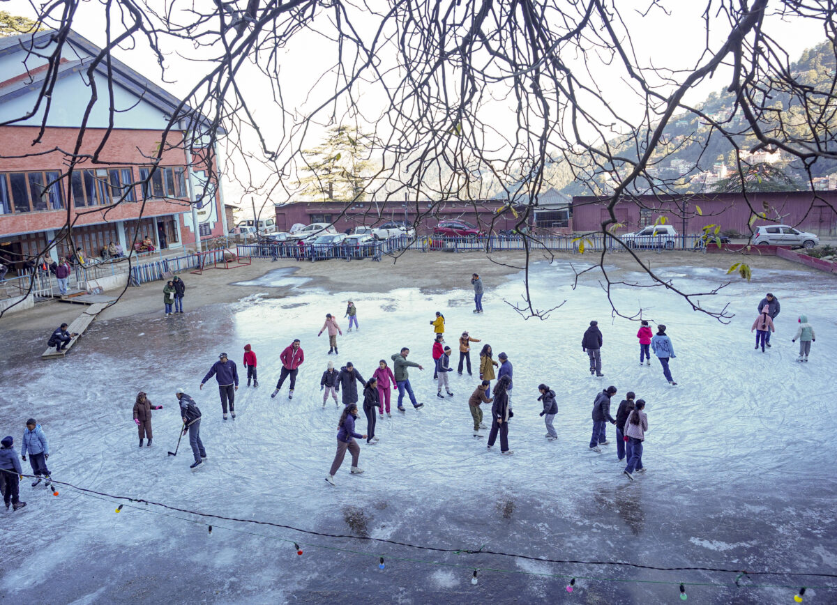 14,15,16 और 17 दिसंबर तक बर्फबारी की संभावना, घना कोहरा और कड़ाके की सर्दी, मौसम फिर ले रहा करवट 4 06121 Pti12 06 2025 000314A