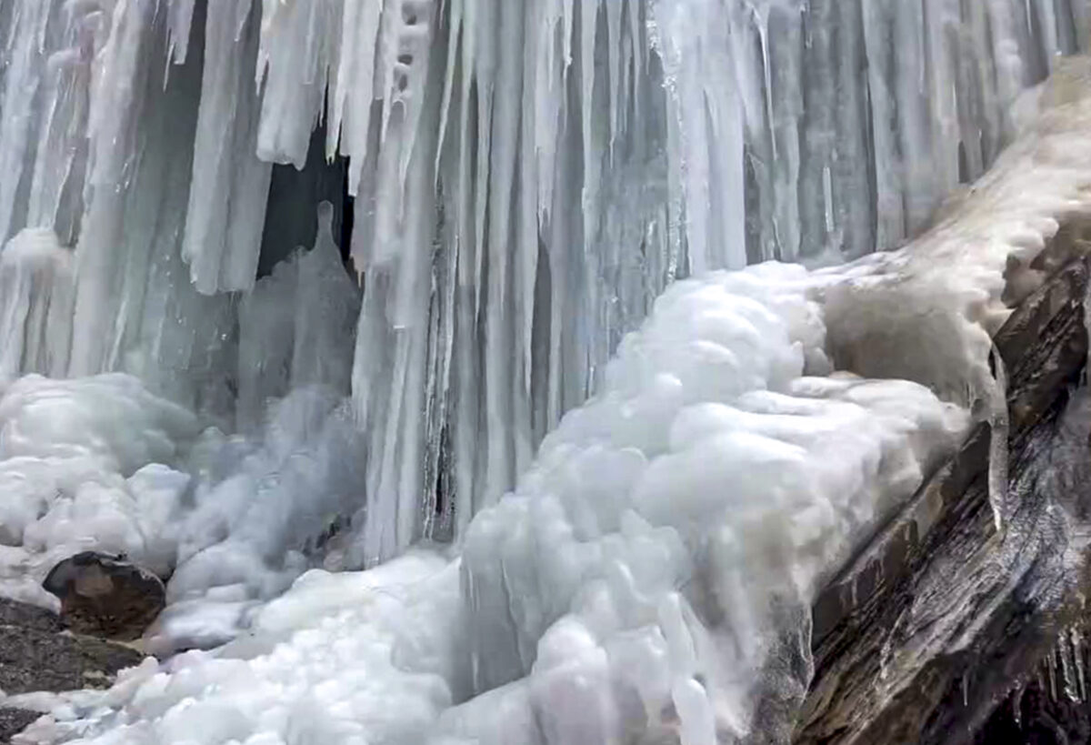 20121 Pti12 20 2025 000197B 2