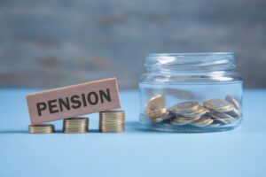 8Th Pay Commission से पहले सरकारी कर्मचारियों को बड़ा झटका! ओल्ड पेंशन स्कीम बहाल नहीं करेगी सरकार