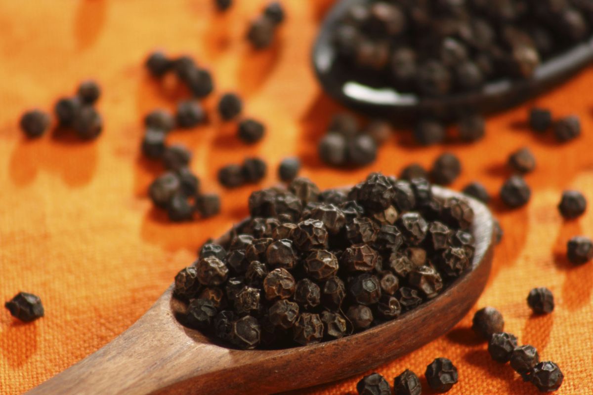 Astrology Remedies with Black Pepper