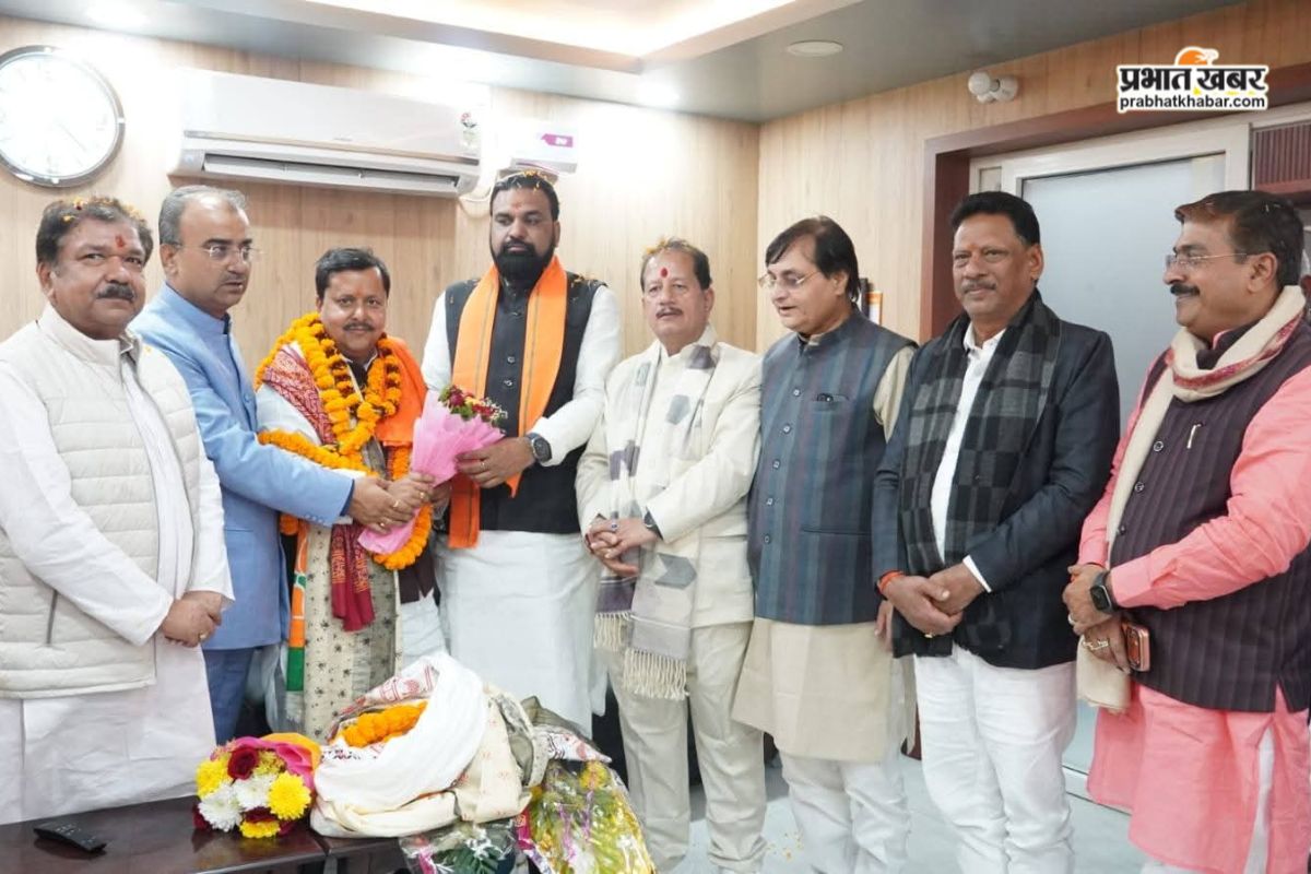 Bihar: राष्ट्रीय कार्यकारी अध्यक्ष बनने के बाद नितिन नबीन का बड़ा बयान, बिहार के नेताओं से की मुलाकात  