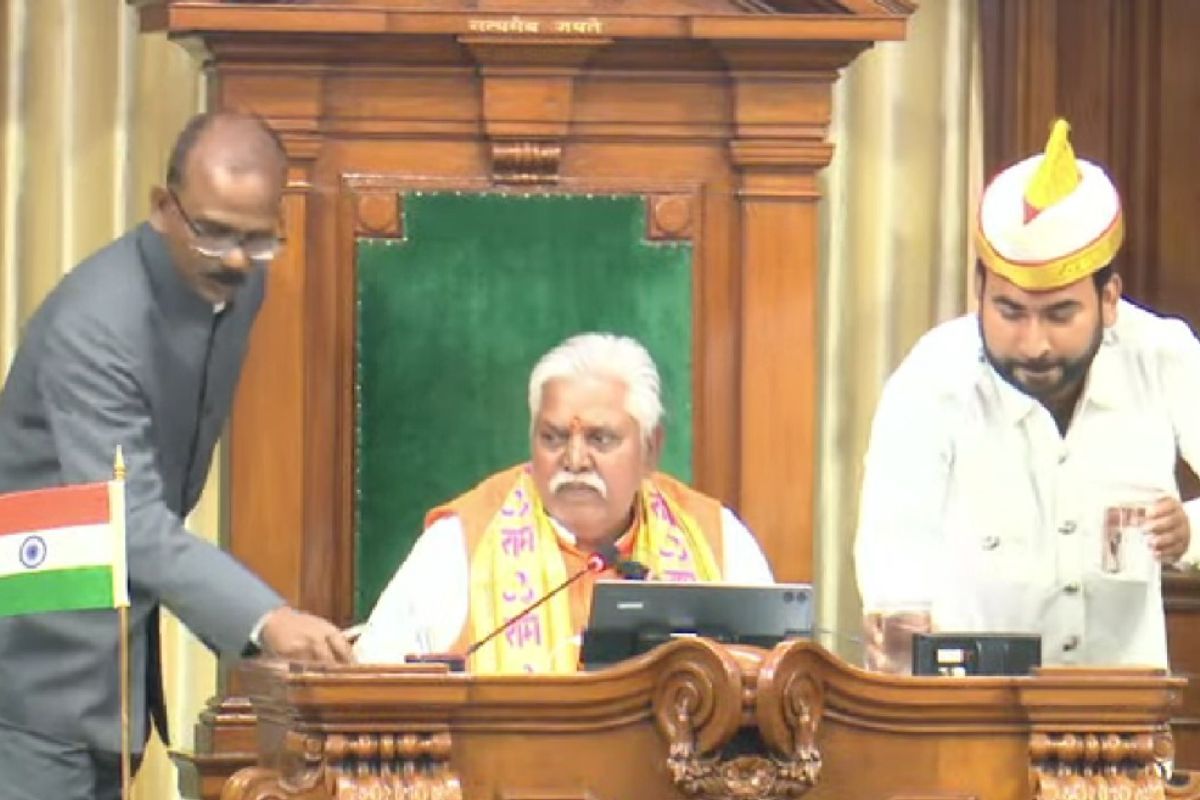 Bihar Vidhansabha Session 2025 Prem Kumar elected Speaker Nitish kumar Tejashwi yadav brought him to chair