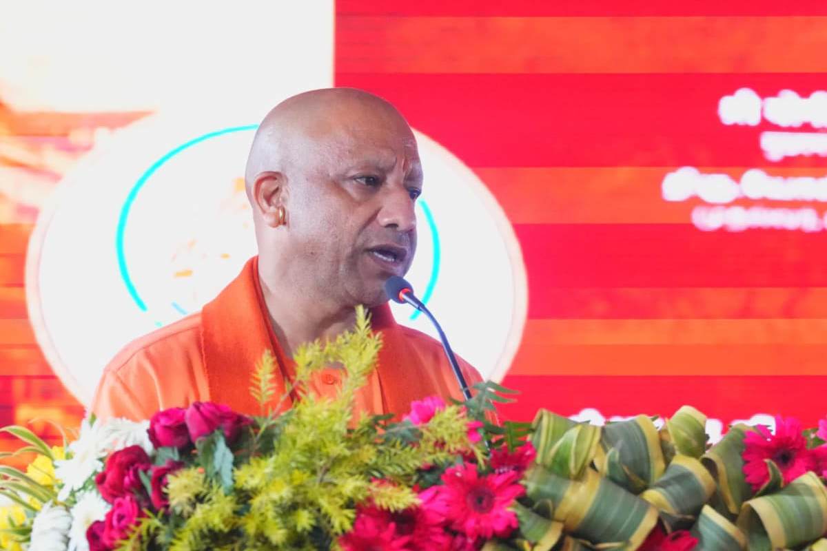 CM Yogi in Kashi Tamil Sangamam