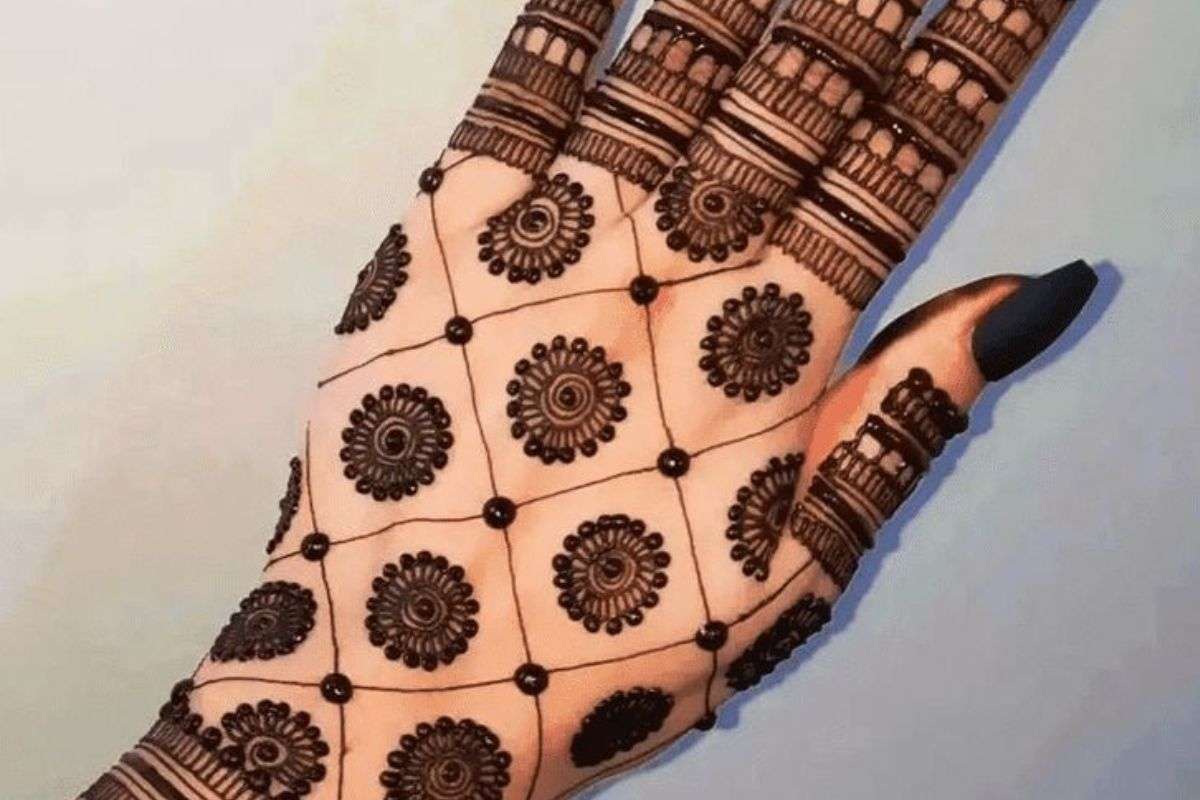 Checkerboard Mehndi Design