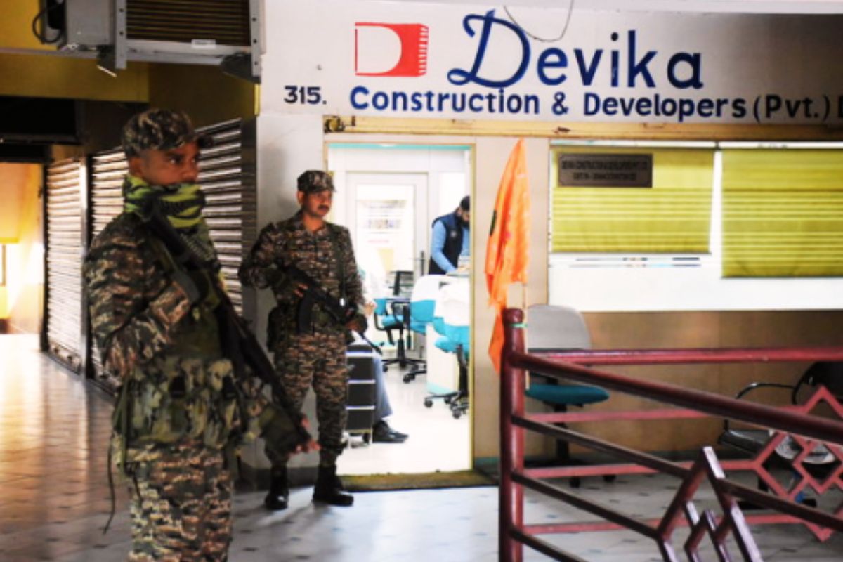 ED Raids in Jharkhand CA Naresh Kejriwal