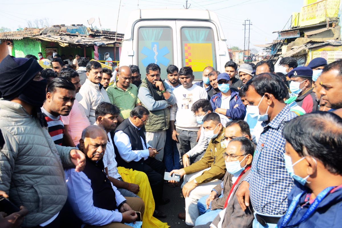 Gas Leakage In Dhanbad Road Jam