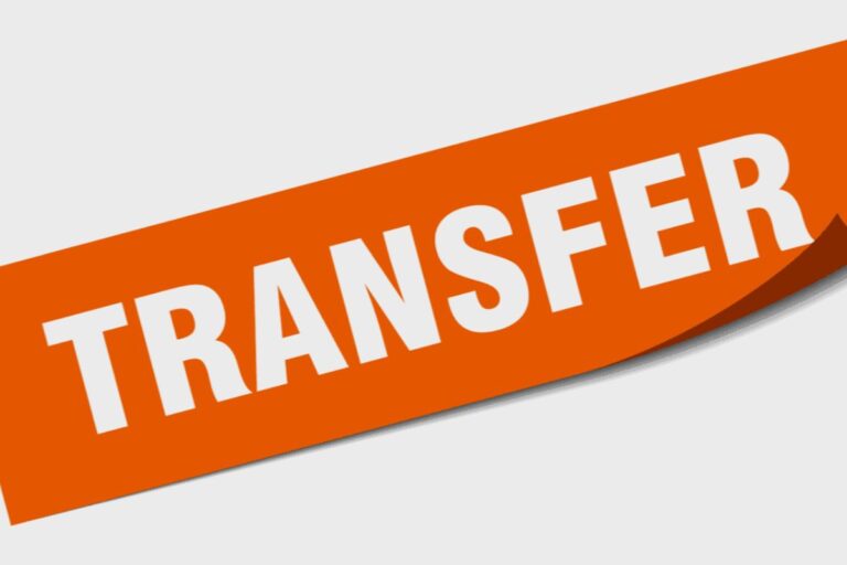 13 जिलों के DM बदले, कई IAS अधिकारियों को नई जिम्मेदारी, देखें पूरी लिस्ट