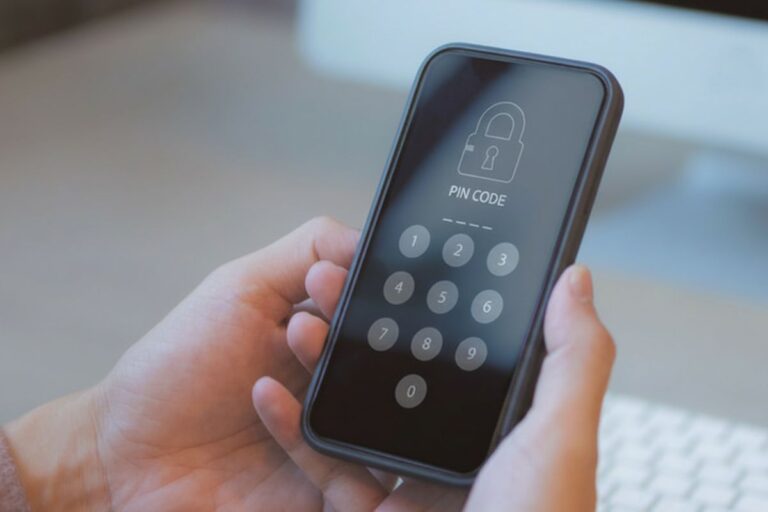 How To Unlock Locked Phone: फोन का पासवर्ड भूल गए? बिना सर्विस सेंटर जाए कर पाएंगे अनलॉक, करें ये स्टेप्स फॉलो