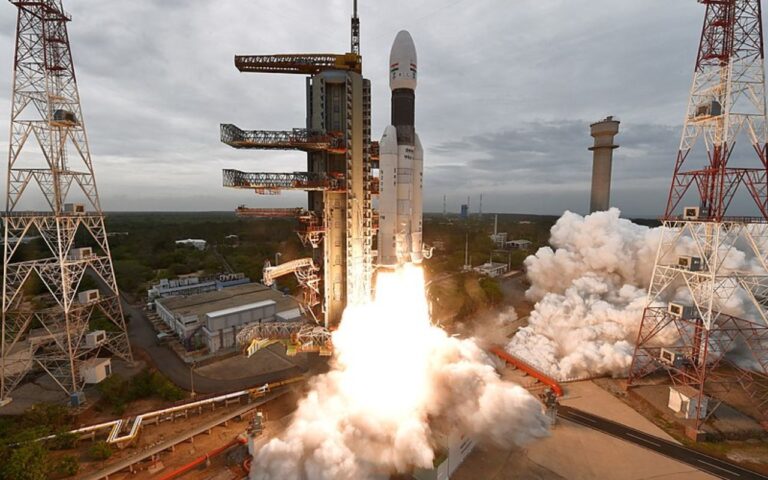 भारत के ‘बाहुबली’ रॉकेट ने रचा इतिहास, ISRO की बड़ी कामयाबी