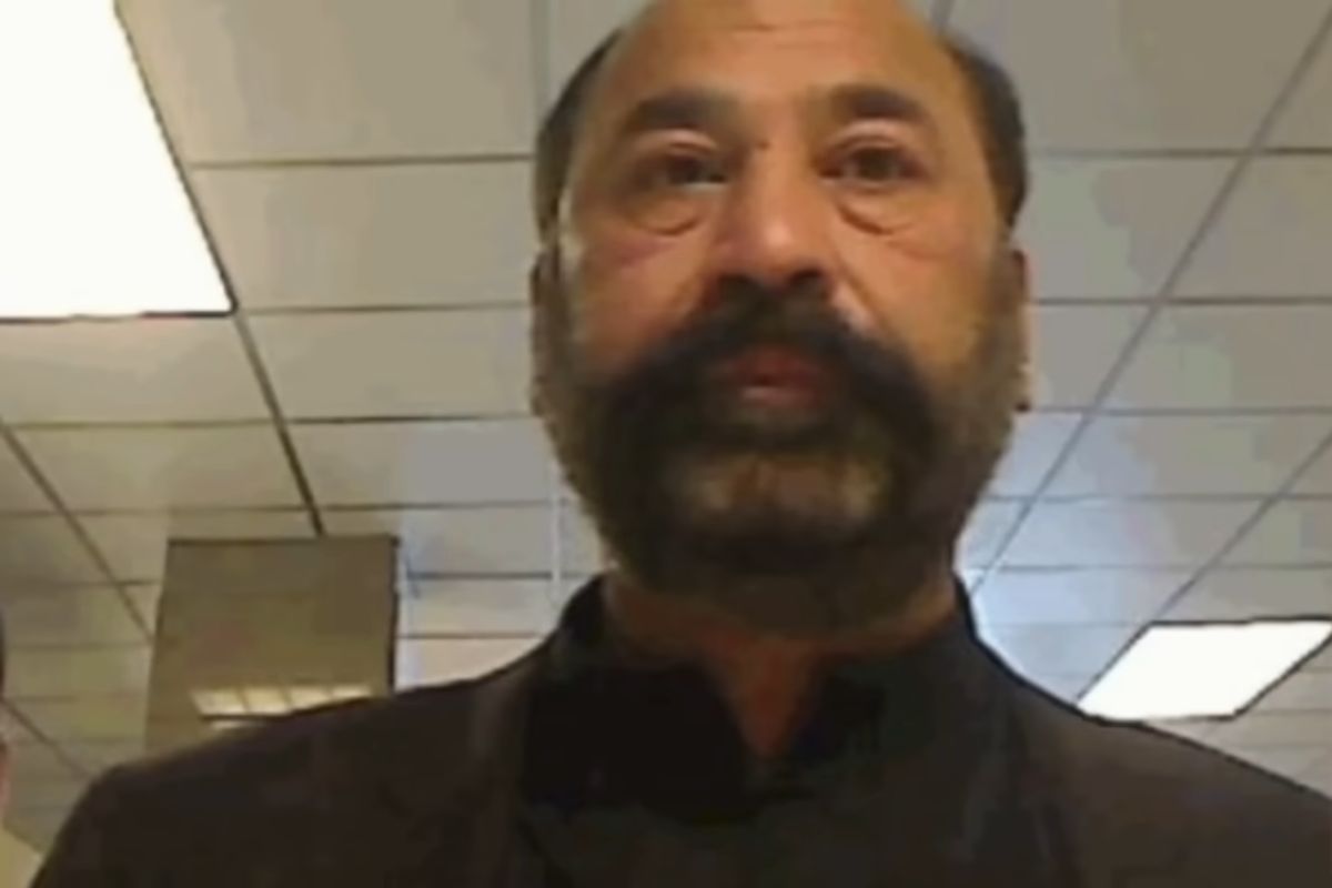 आसिम मुनीर ने घर में ही करवाई बेटी की शादी, बड़े भाई के बेटे को बनाया दामाद, जानें कौन हैं अब्दुर रहमान? 3 Kasim Munir Brother Of Asim Munir