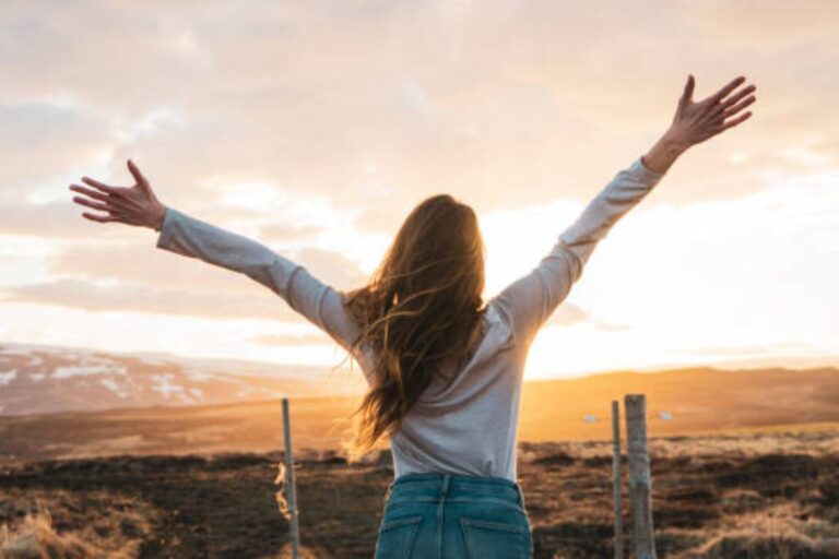 Simple Habits for a Better Life 2026: नई आदतों के साथ नई शुरुआत, न्यू ईयर पर फॉलो करें जीवन बदल देने वाली ये हैबिट्स
