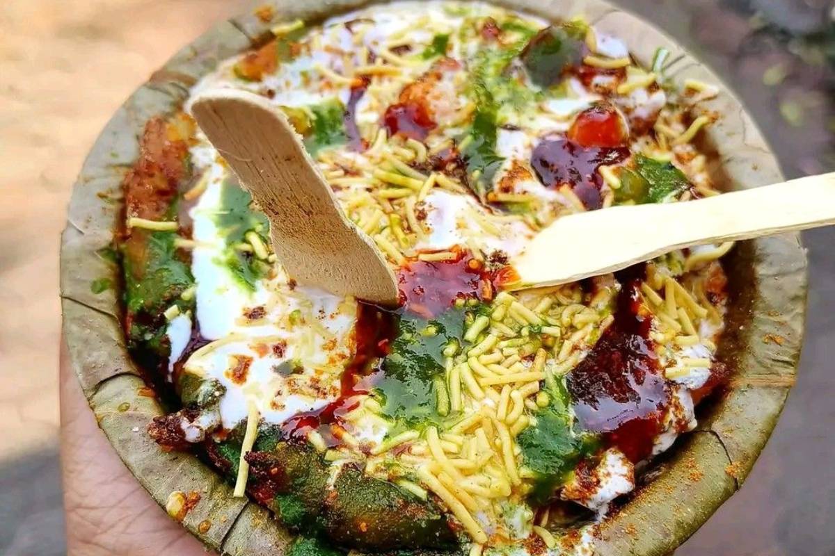 Matar Chaat Recipe: शाम को लगी है ज़ोरों की भूख? बनाएं चटपटी मटर की चाट 1 Matar Chaat Recipe - Evening Snacks Recipe In Hindi