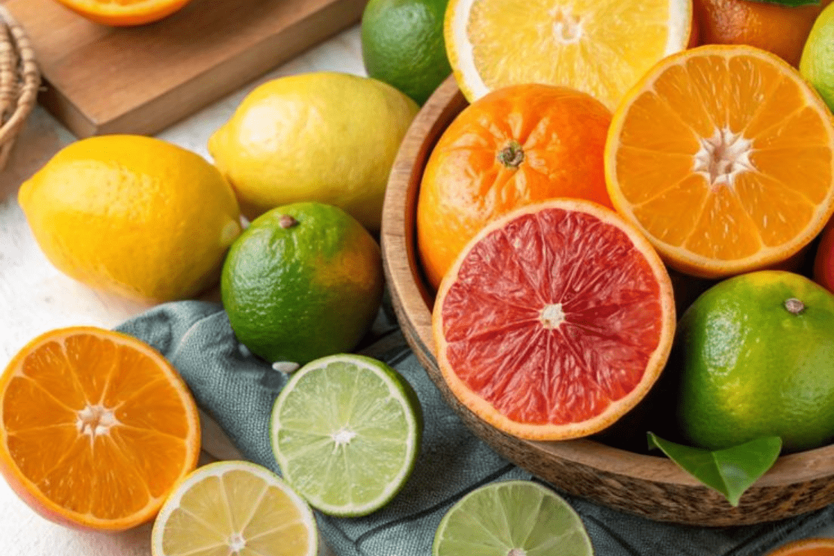 Immunity Boosting Winter Foods: ठंड में इम्यूनिटी मजबूत करने के लिए अपनी डाइट में शामिल करें 2 Oranges Citrus Fruits