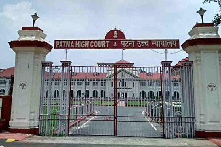 Bihar News: बिहार में मनमाने तरीके से चालान काटने के मामले में हाईकोर्ट ने सरकार से मांगा जवाब, जानिये पूरा मामला