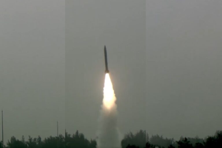 Pralay missile: डीआरडीओ का कमाल, दो प्रलय मिसाइल का सफल परीक्षण, जानिए खूबियां