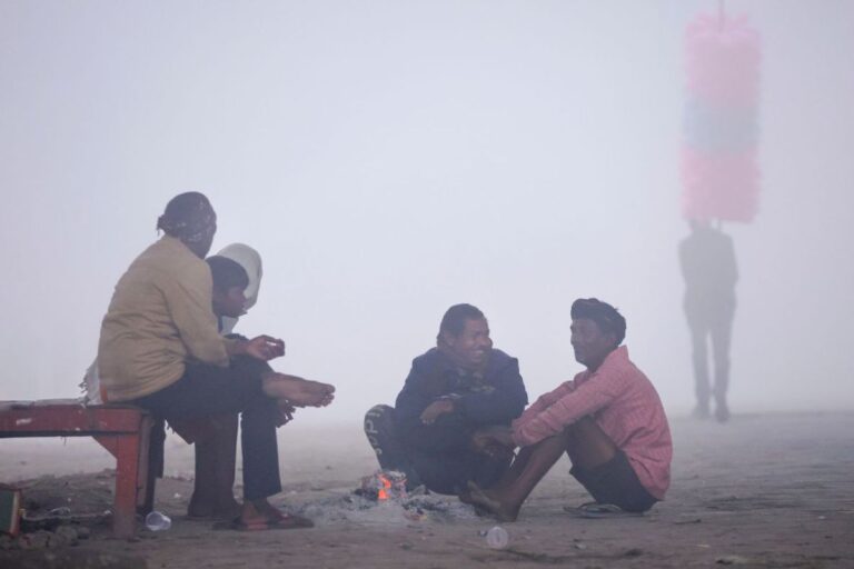 Rajasthan Weather: सावधान! न्यू ईयर के जश्न में खलल डालेगी बारिश, देखें कैसा रहेगा राजस्थान का मौसम
