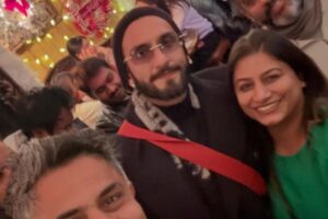 Ranveer Singh Spotted: धुरंधर की सफलता के बीच न्यूयॉर्क में स्पॉट हुए रणवीर, फैंस के साथ तस्वीर वायरल