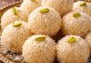 Rava Nariyal Laddu: नए साल में मीठे में तैयार करना है कुछ खास, तो ट्राई करें रवा नारियल के लड्डू Rava Nariyal Laddu