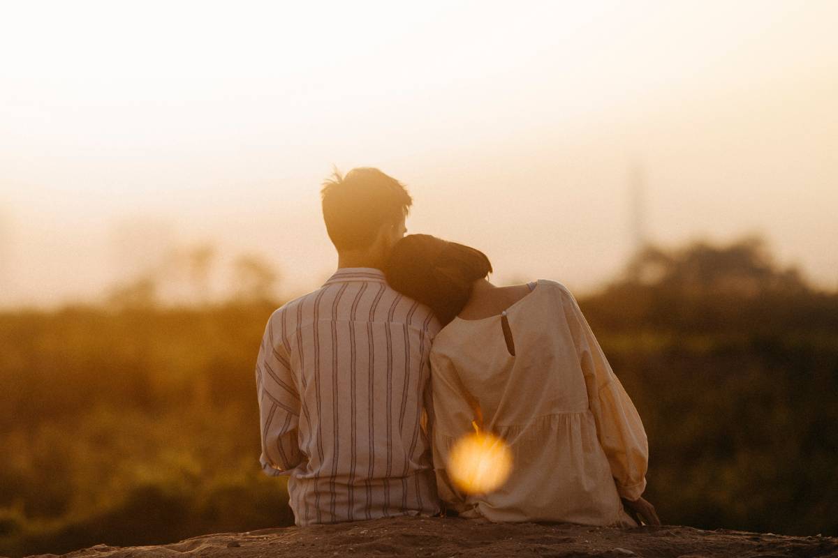 Relationship Tips: प्यार और समझदारी से निभाएं रिश्ता, अपनाएं ये 15 गोल्डन रूल्स 1 Happy Relationship Tips