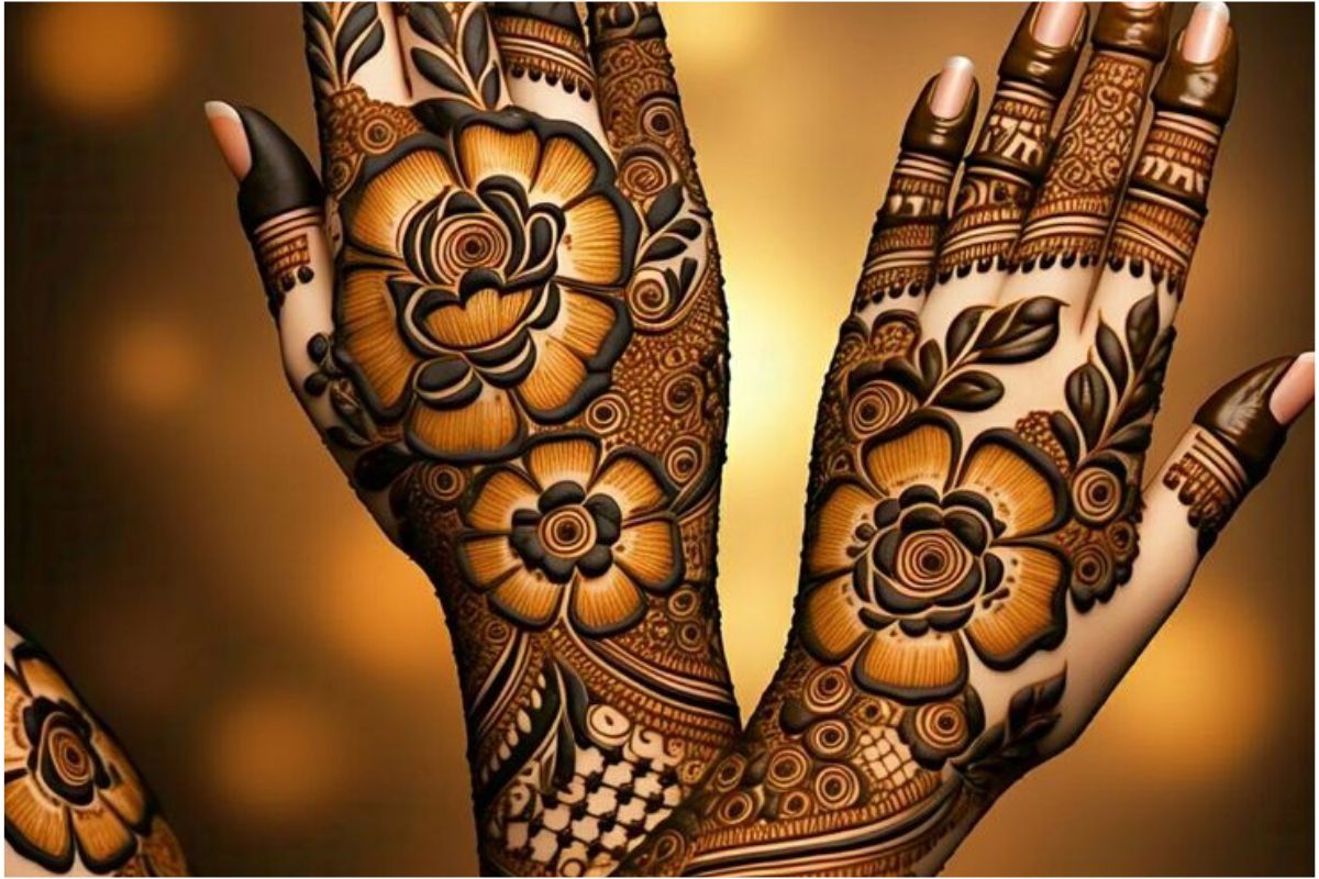 Latest Rose Mehndi Design 2025: हाथों की शोभा बढ़ाएंगे गुलाब के ये नए मेहंदी डिजाइन 7 Rose With Jaal Work