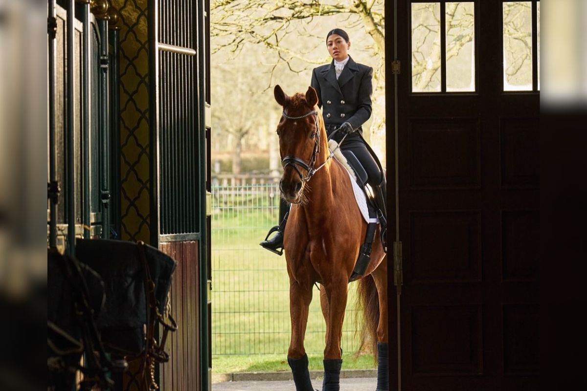 घुड़सवारी की फैन, सेना में मेजर और फैशन क्वीन, थाई राजकुमारी के शौक और जलवे देख हो जाएंगे हैरान 4 Thailand Princess Sirivannavari Nariratana 2