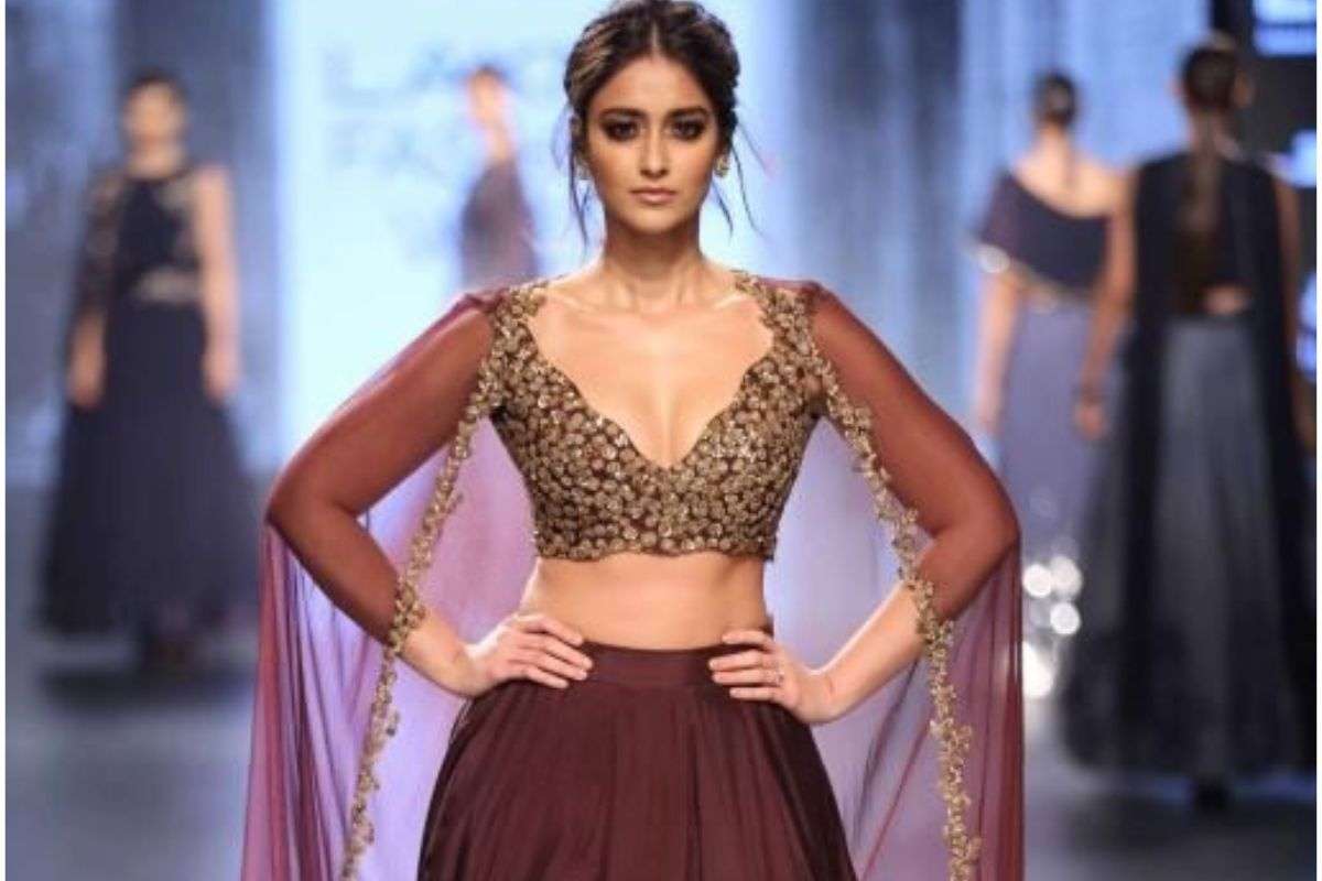 Latest Bridal Dupatta Draping Styles 2026: लेटेस्ट ब्राइडल दुपट्टा ड्रेपिंग स्टाइल्स,जो हर लुक को देंगे राॅयल टच 7 The Cape Drape Dupatta Bride Styles