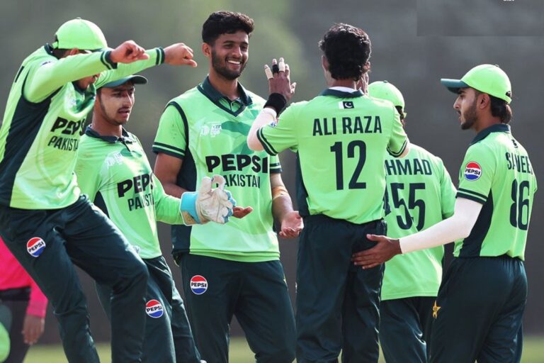 भिखमंगे पाकिस्तान ने U19 Asia Cup में भारत को हराने वाली अपनी टीम को दी करोड़ों की सौगात