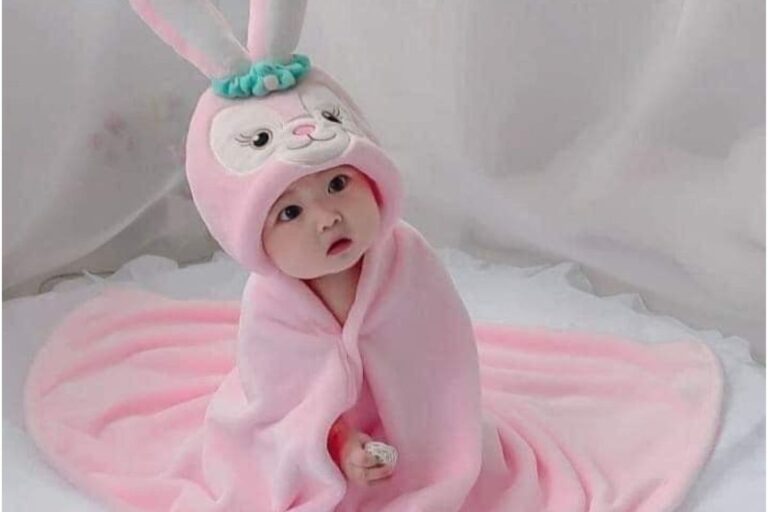 Unique Modern Hindu Baby Names: आपकी नन्ही जान के लिये सबसे स्टाइलिश और माॅर्डन हिन्दू बेबी नेम्स