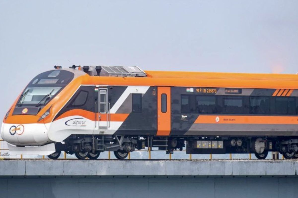 Vande Bharat sleeper train run between Patna and Delhi in less time than Tejas express know fare